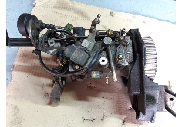 Паливний насос, ПНВТ, Volvo: V40, S40, Mitsubishi Carisma, 1.9TD, Lucas, R8448B031A